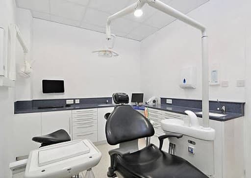 Clapham South Dental Centre logo