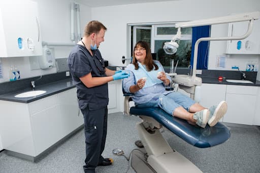 Jones Dental & Implant Clinic logo